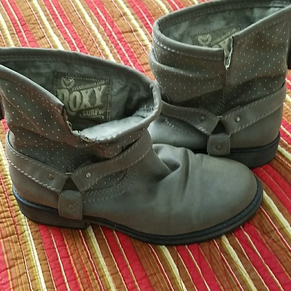 roxy holliston boots